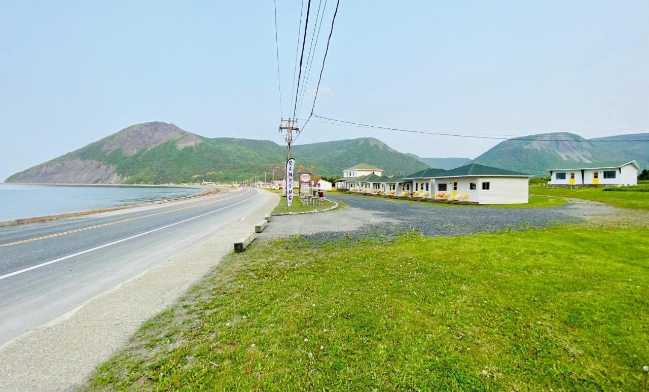 Chalets Bernatchez Mont-Saint-Pierre Exteriör bild